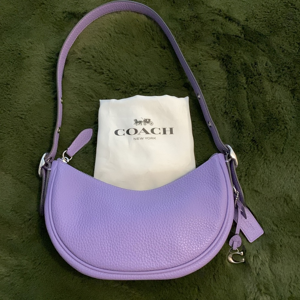 New Condition Coach Luna Shoulder bag in light violet